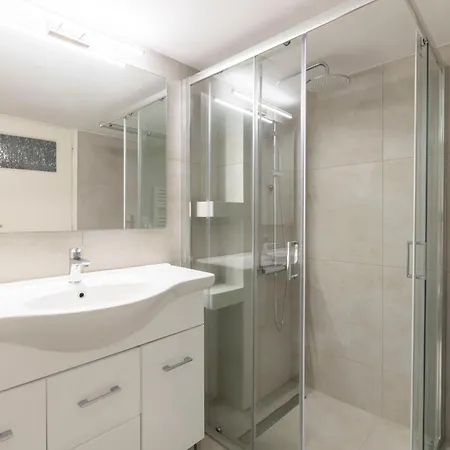 Appartement Splendid 3br Close To Olympic Stadium Athènes